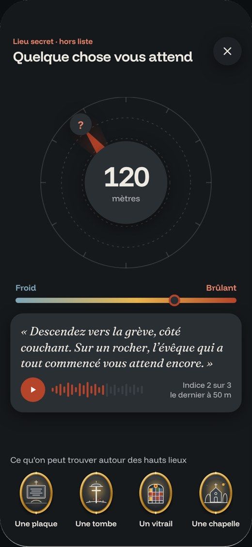 Écran de l’app : la boussole d’un lieu secret, à 120 mètres.